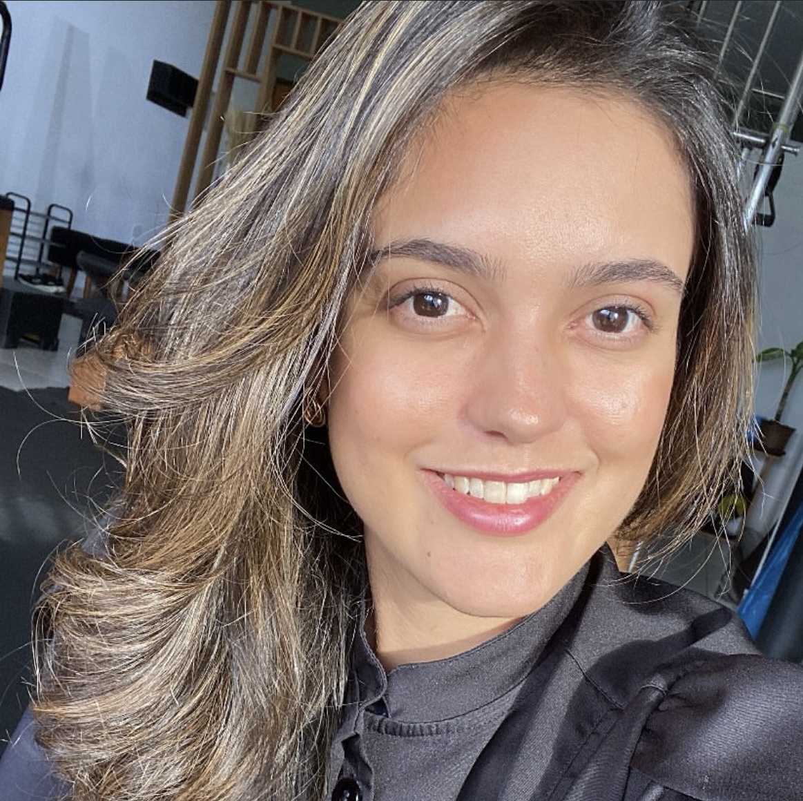 Dra. Thaisy Rodrigues