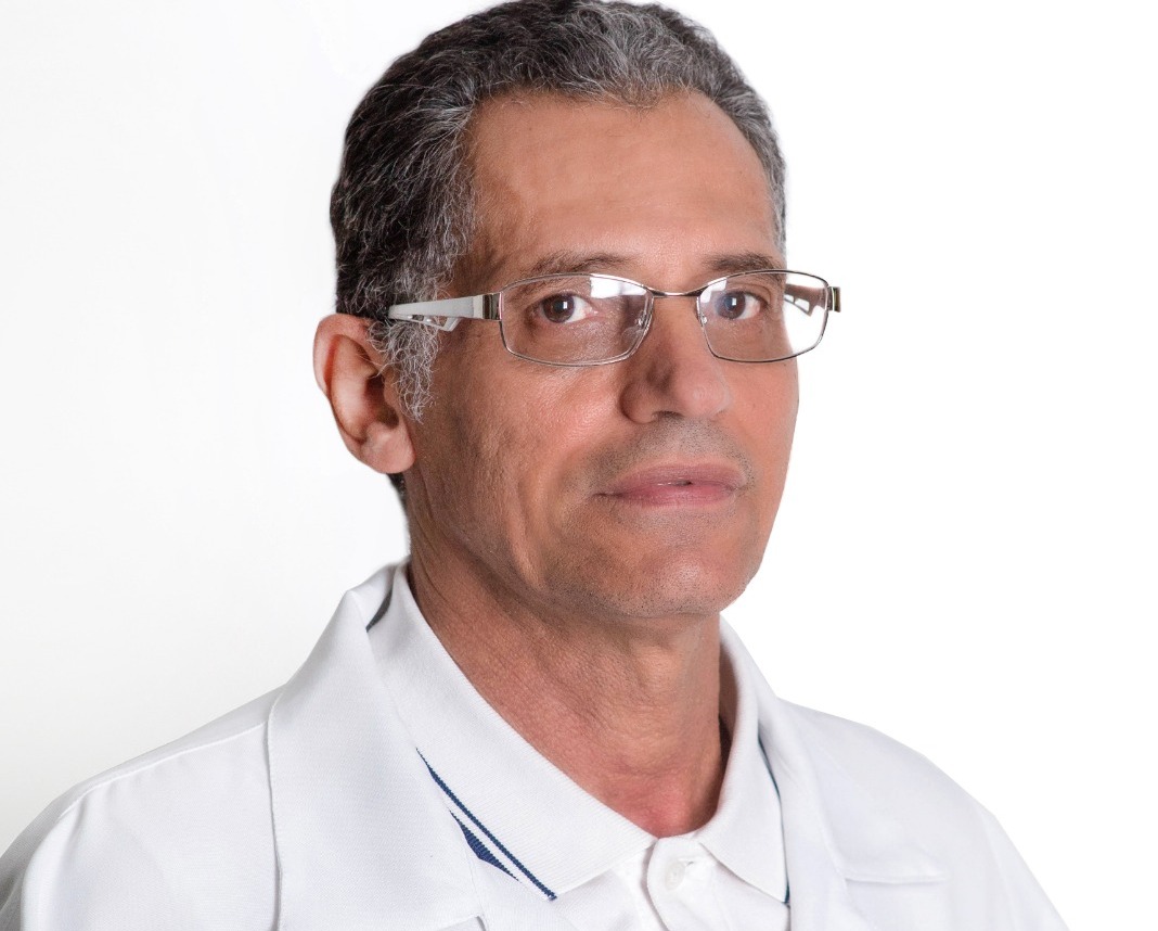 Dr. Hadilson Silva