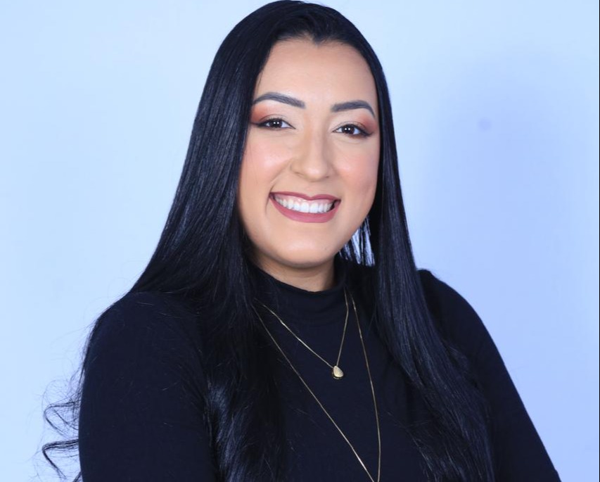 Dra Aline Mendes